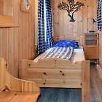 6 Person In Oksvoll-by Traum בית נופש